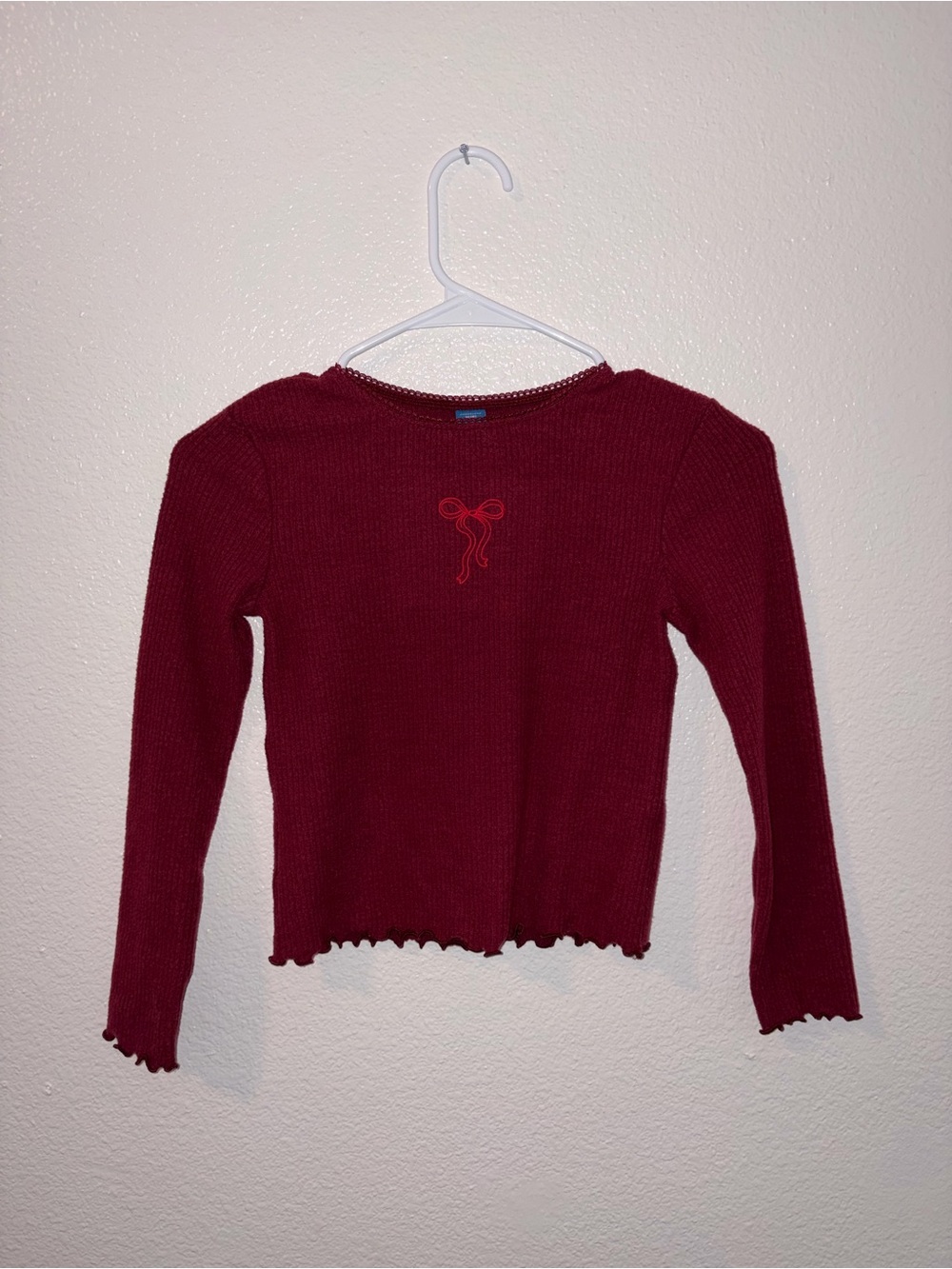 Old Navy Burgundy Ribbed Crewneck Sweater with Scalloped Edge